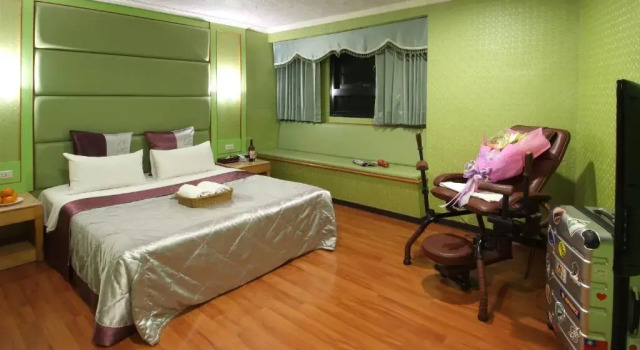 Номер Superior Left Bank Hotel
