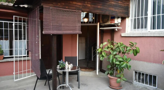 Art Apartment 36