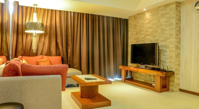 Cozy Pool View Kemang Village Residence Apartment with Direct Access To Mall, Buchen Sie Ferienwohnung Apartments in Mampang, Ferienwohnung
