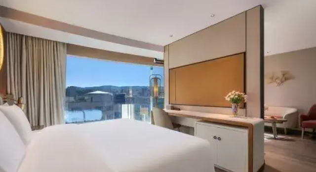 Люкс Orange Crystal Hotel Dali Erhai Park