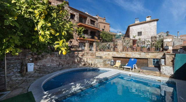 Трёхместный номер Standard Hotel Palacio Guzmanes