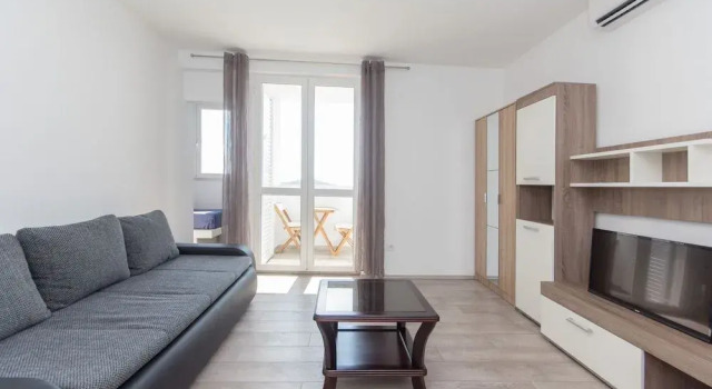 Canuck Apartment