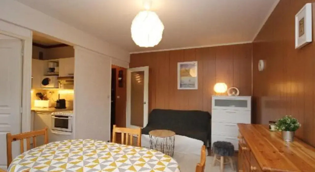Appartement Mont-Dore, 2 pièces, 4 personnes - FR-1-608-81, Prenota Appartamento Hotel a Alvernia con parcheggio, Parcheggio