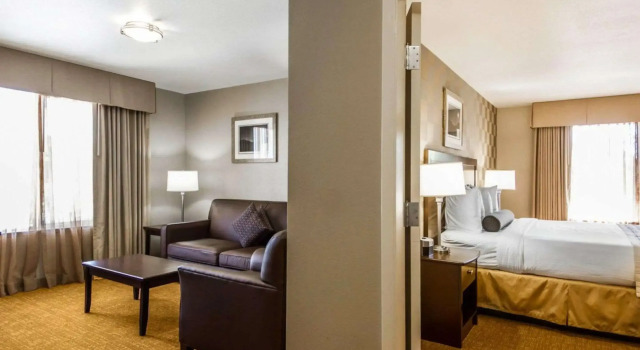 Двухместный люкс Hotel Med Park, an Ascend Collection Hotel