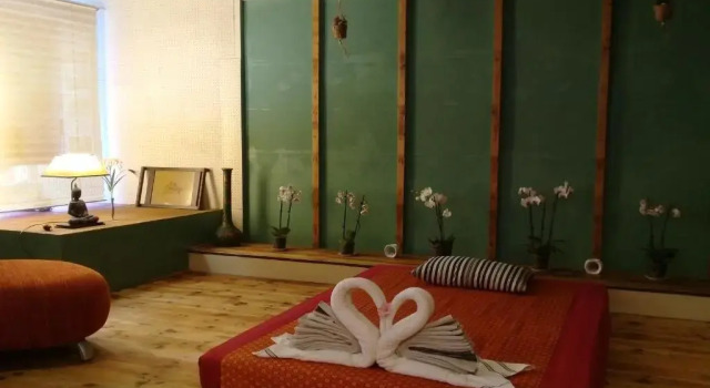 Bazar du Nouveau Siecle, Book Hotel Hoteller i Gourdan-Polignan med parkering, Parkering