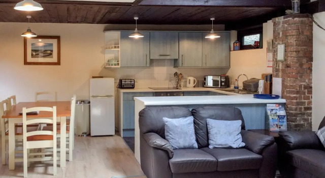 Trailor Cottage, Book Feriehus Hoteller i Holt med parkering, Parkering