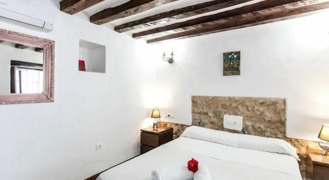 Posh Mansion on an Exclusive Island in Sant Carles de Peralta With Pool, Book Hotel Hotels in Ibiza with a Pool, Swimming Pool