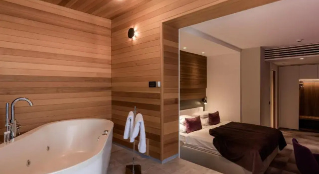 Двухместный номер Deluxe с балконом Hotel Nox