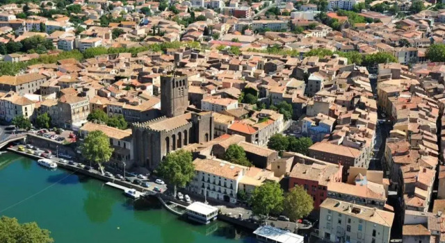 48 M2 With Balcony And Wifi In Agde, Réserver Hôtel Agde Canal du Midi