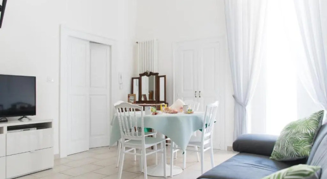 Casa Bianca, Buchen Sie Hotel Giovinazzo Metropolitanstadt Bari