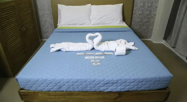 Номер Superior Quoalla Hotel Makati