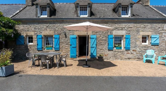 Modern Holiday Home in Plouhinec France with Sea Nearby, Rezerwuj Hotel Mahalon Bretania