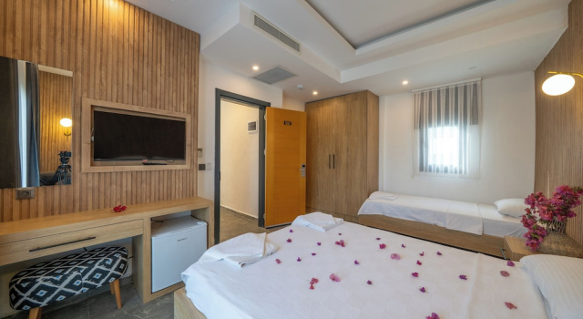 Номер Superior с балконом Orion hotel