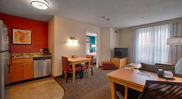 Люкс Residence Inn Neptune at Gateway Center