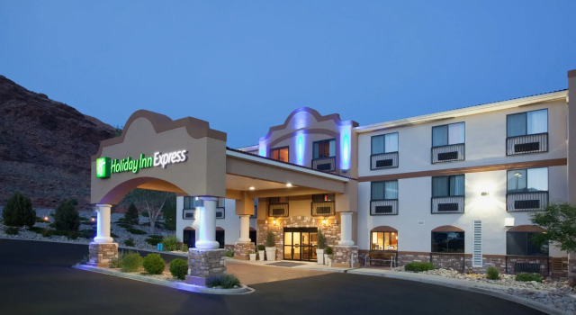 Holiday Inn Express & Suites Moab by IHG