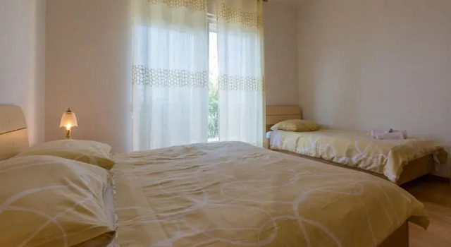 Apartments Nensi