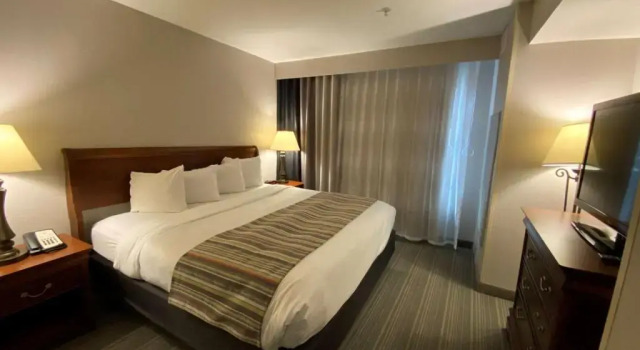 Люкс Country Inn & Suites by Radisson, Athens, GA