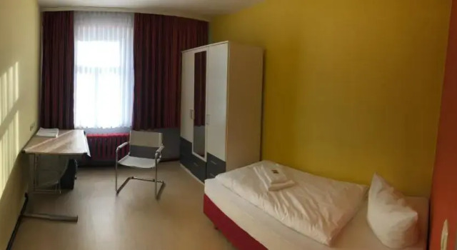 Номер Economy Haus des Volkes - Das Bauhaushotel