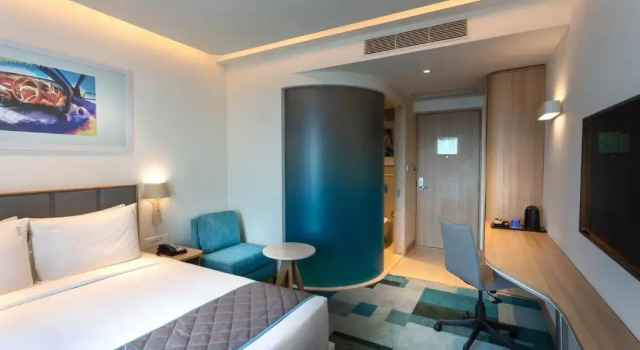 Кровать в общем номере Holiday Inn Express & Suites Bengaluru Old Madras Road by IHG