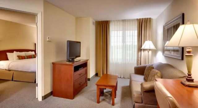 Люкс c 1 комнатой Staybridge Suites Omaha 80th and Dodge by IHG