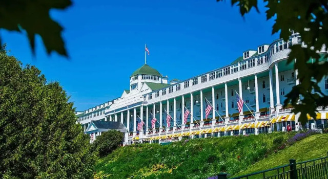 Grand Hotel, Book Hotel Mackinac Island Michigan