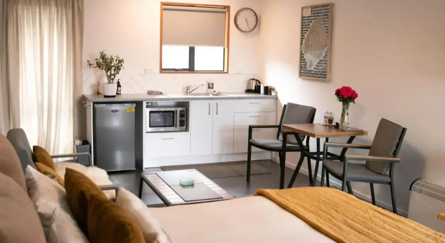 Wanaka Lake Studio (New) (Adults Only)
