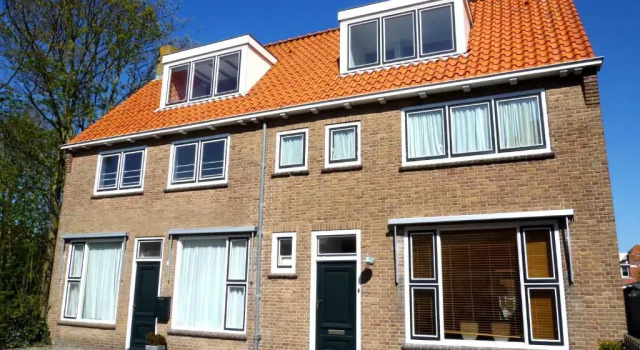 Comfortabel vakantiehuis in het Centrum van Domburg DO18, Book Hotel Domburg 