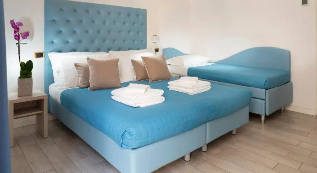 Трёхместный номер Comfort Hotel Italia Boutique