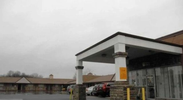 Люкс Super 8 by Wyndham Youngstown North