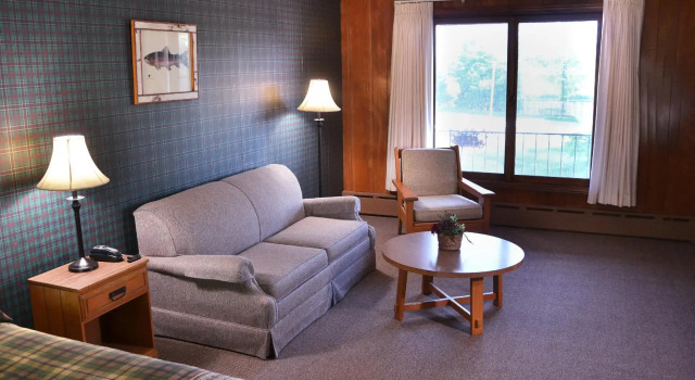 Birchwood Inn, Buchen Sie Hotel Harbor Springs Michigan