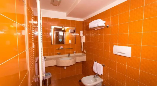 Трёхместный номер Standard City Hotel