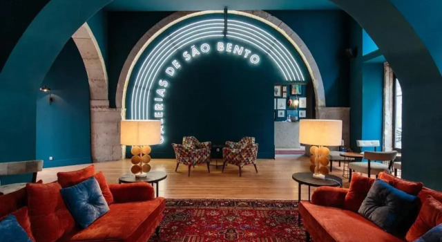 Dear Lisbon - Gallery House