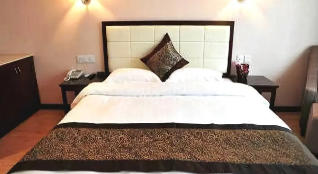 Hongfuda Business Hotel