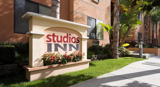 Studios Inn, Забронировать Апарт-отель Сан-Хосе Silicon Valley, рядом с Аттракцион Таинственный дом Винчестеров