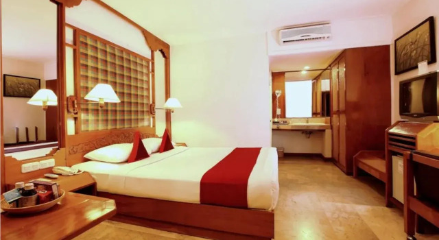 Bounty Hotel