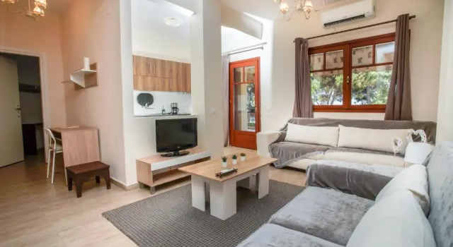 Irini's sea view apartment 60m2 Nea Michaniona, Book Apartment  