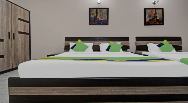 Номер Deluxe Treebo Maharaja Residency Family Hotel