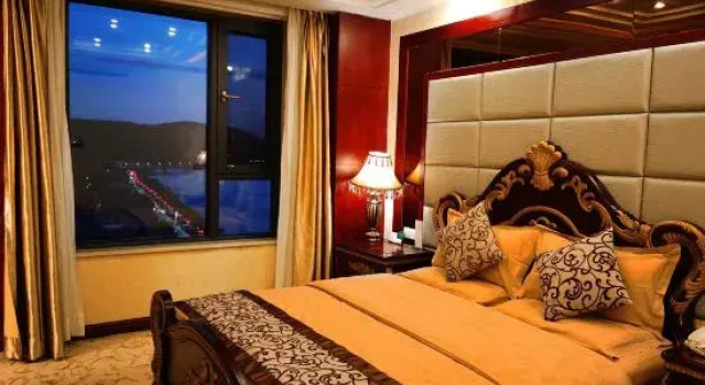 Люкс Executive Hengrui International Hotel