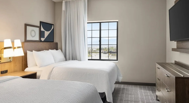 Люкс Staybridge Suites Colorado Springs NE Powers by IHG