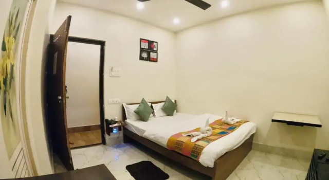 The Cristallo Resort, Boek Resort Hotels in Bolpur met zwembad, Zwembad