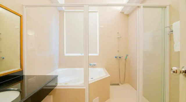 Двухместный номер Standard с балконом Zhileju Homestay