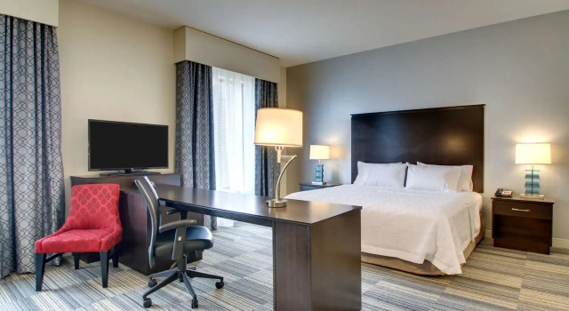 Студия Hampton Inn & Suites Greenville Airport