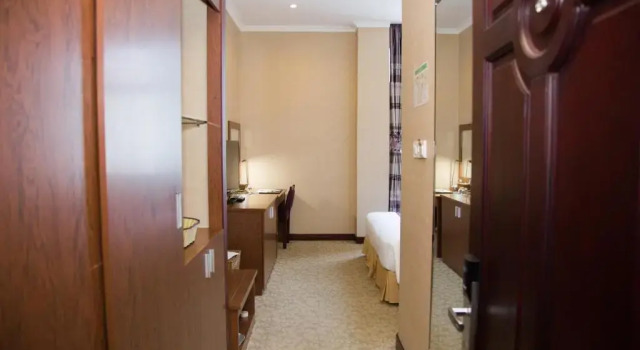 Двухместный номер Standard Hai Ba Trung Hotel & Spa