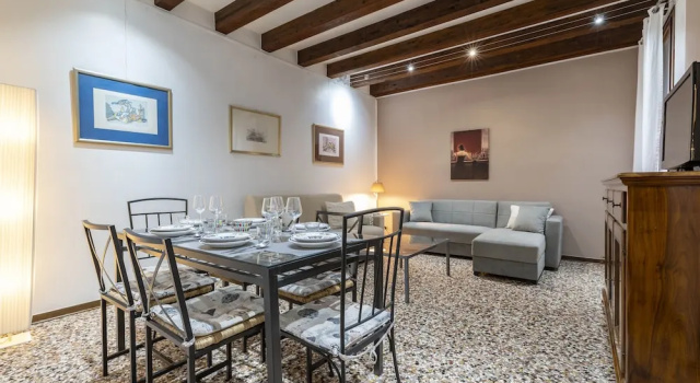 Апартаменты Boutique Apartment San Moise