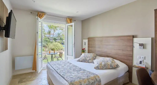 Двухместный номер Standard Logis Hôtel Le Rodin