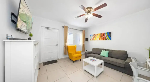 Lovely 1br1ba Condo Walk to Beach Pool BBQ, Забронировать Отель Ораньестад Аруба