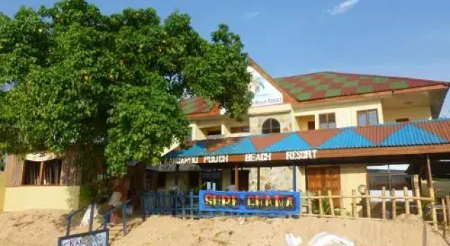 Kangaroo Pouch Beach Resort, Buchen Sie Resort Resorthotels in Busua, Resort