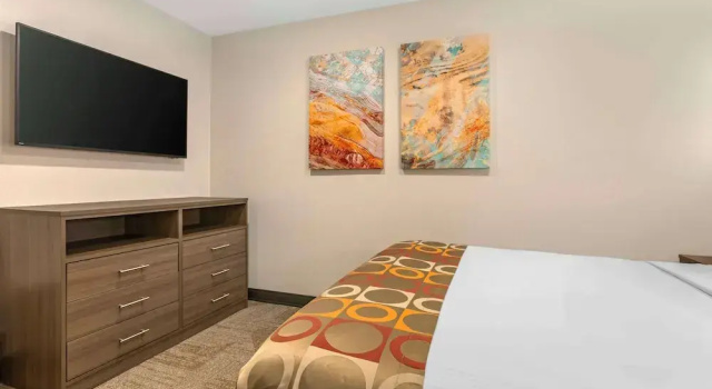 Люкс Best Western Desert Inn