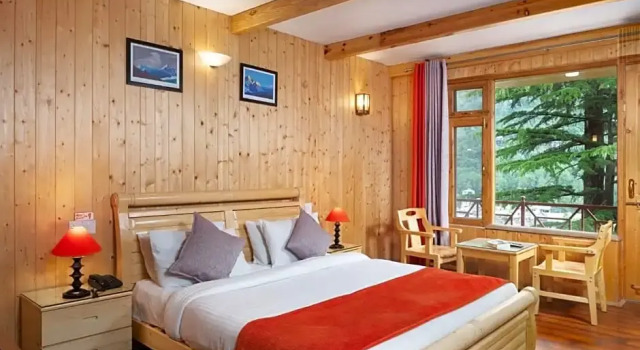 Двухместный номер Deluxe с балконом Shobla Pine Royale