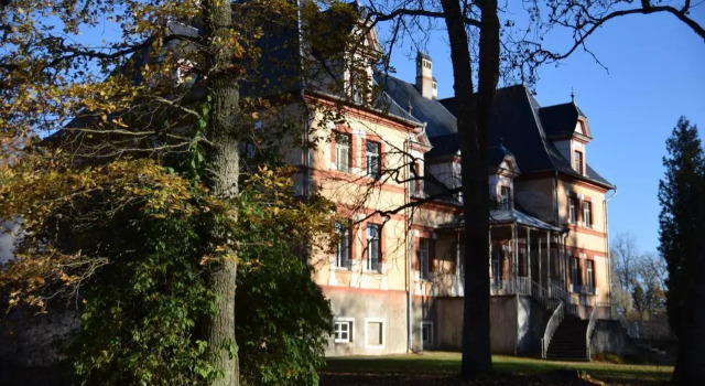 Mooste Manor Guesthouse, Rezerwuj Hotel Hotele w Põlvamaa z parkingiem, Parking